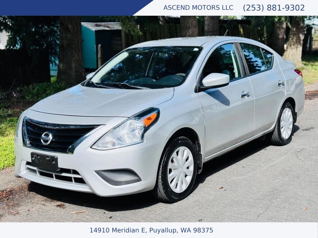 2016 NISSAN Versa