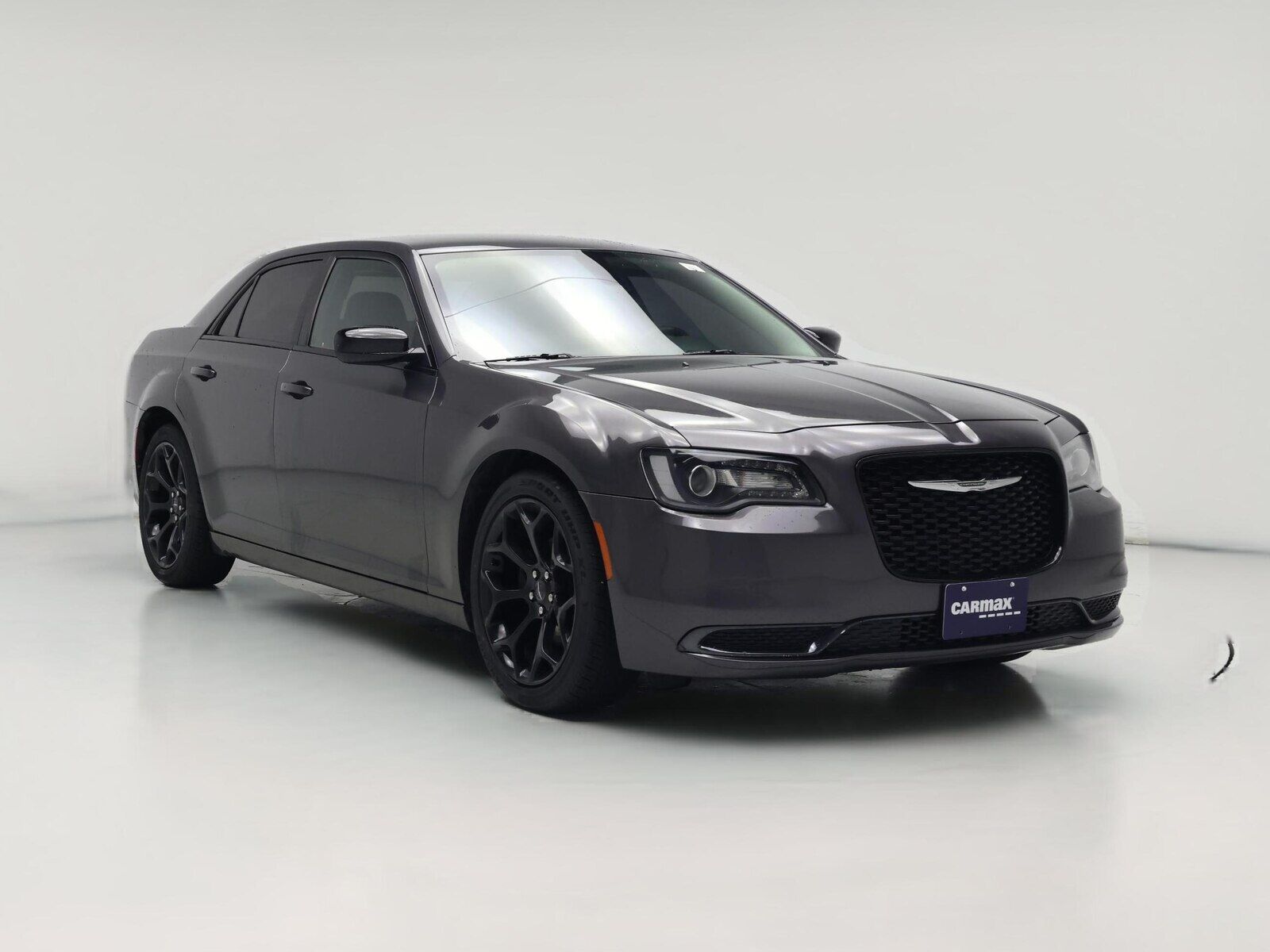 2019 CHRYSLER 300