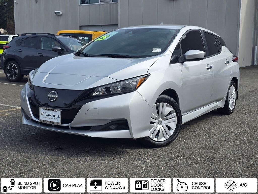2025 NISSAN Leaf