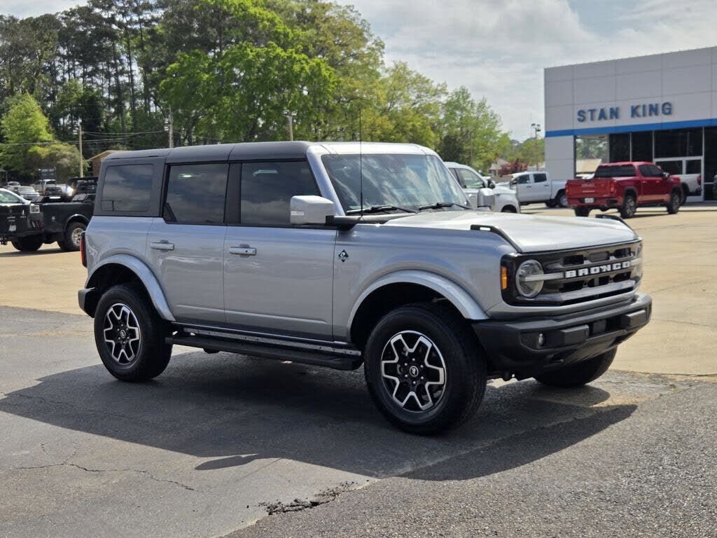 2023 FORD Bronco