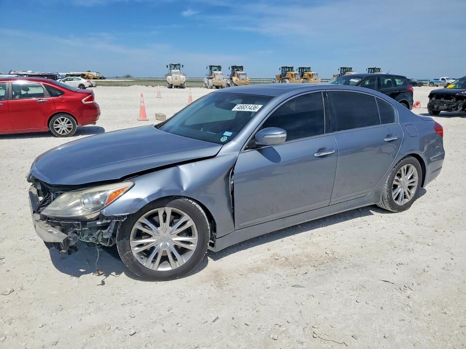 2014 HYUNDAI Genesis