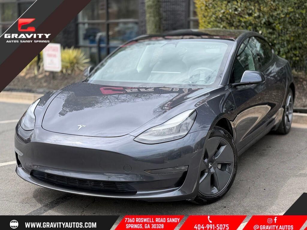 2022 TESLA Model 3