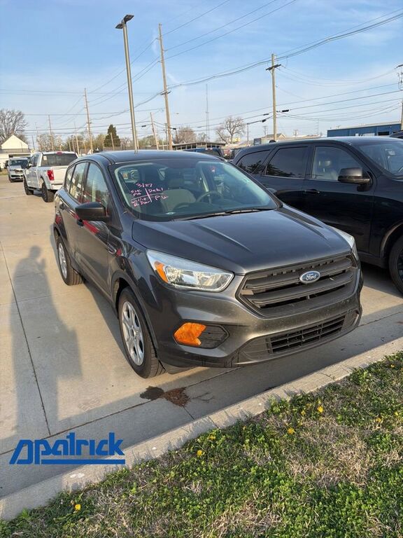 2017 FORD Escape