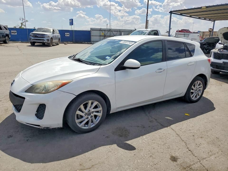 2013 MAZDA Mazda3