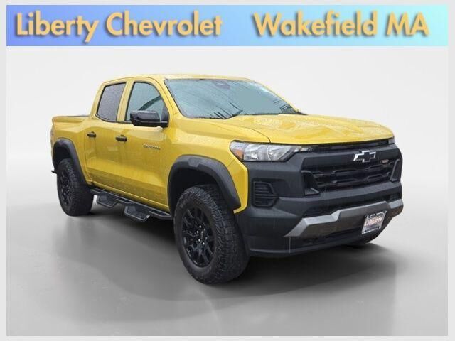 2023 CHEVROLET Colorado