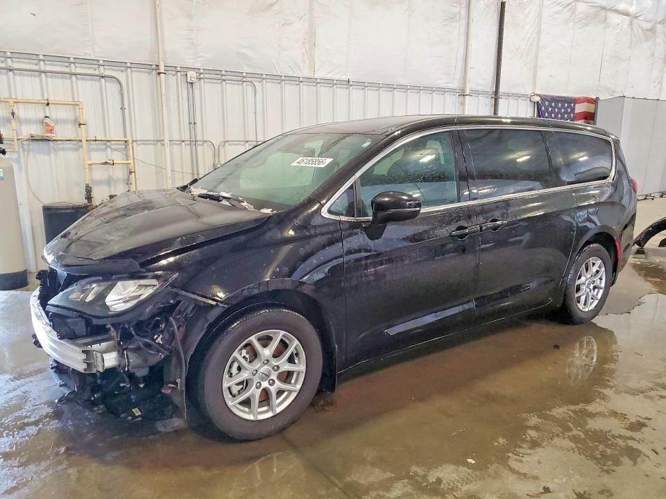 2025 CHRYSLER Voyager