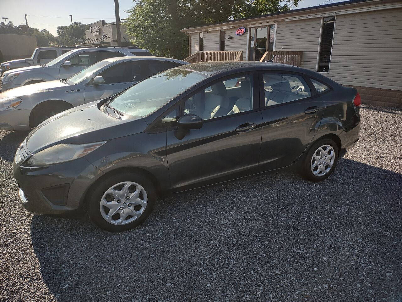 2011 FORD Fiesta