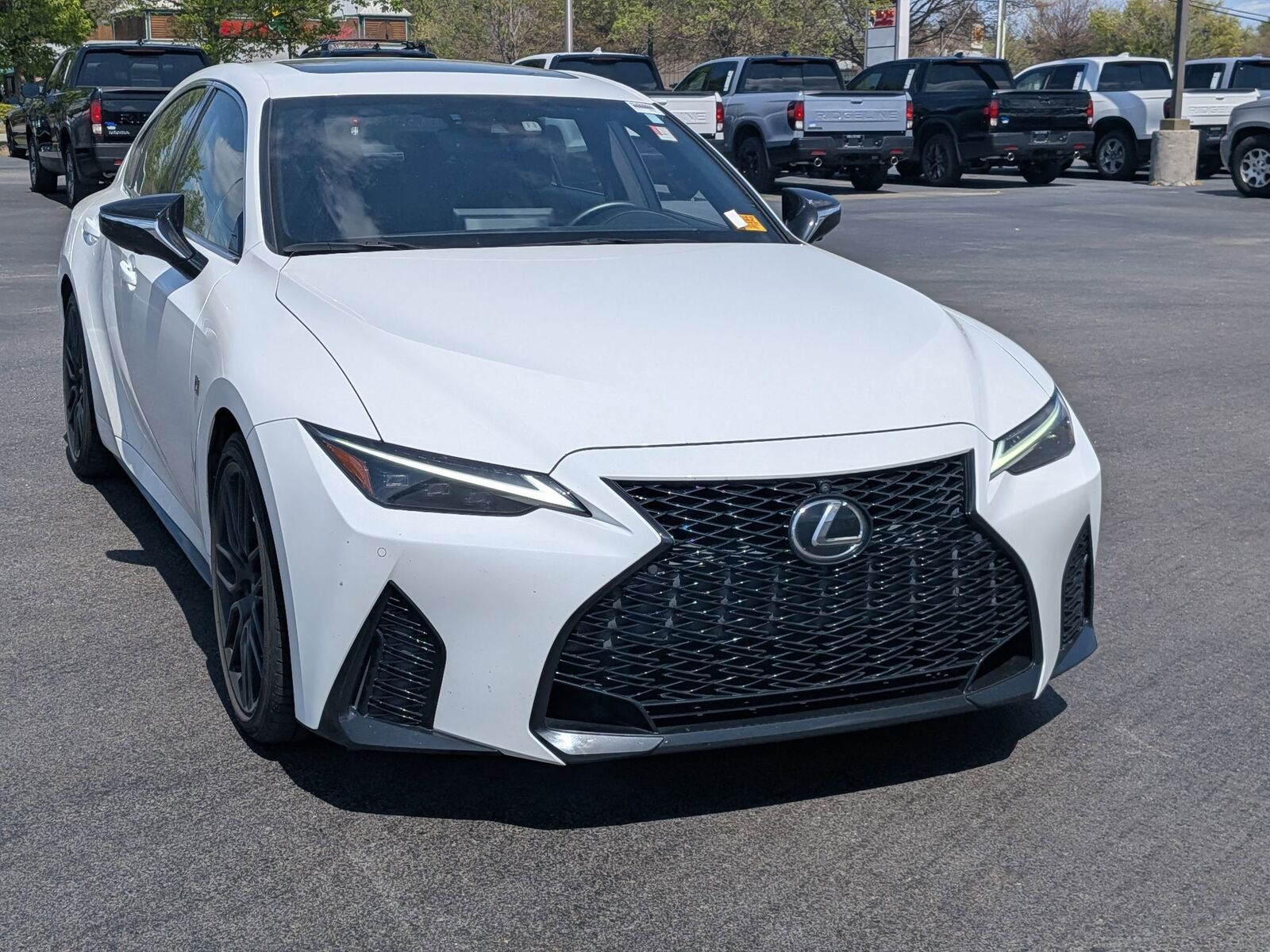 2022 LEXUS IS