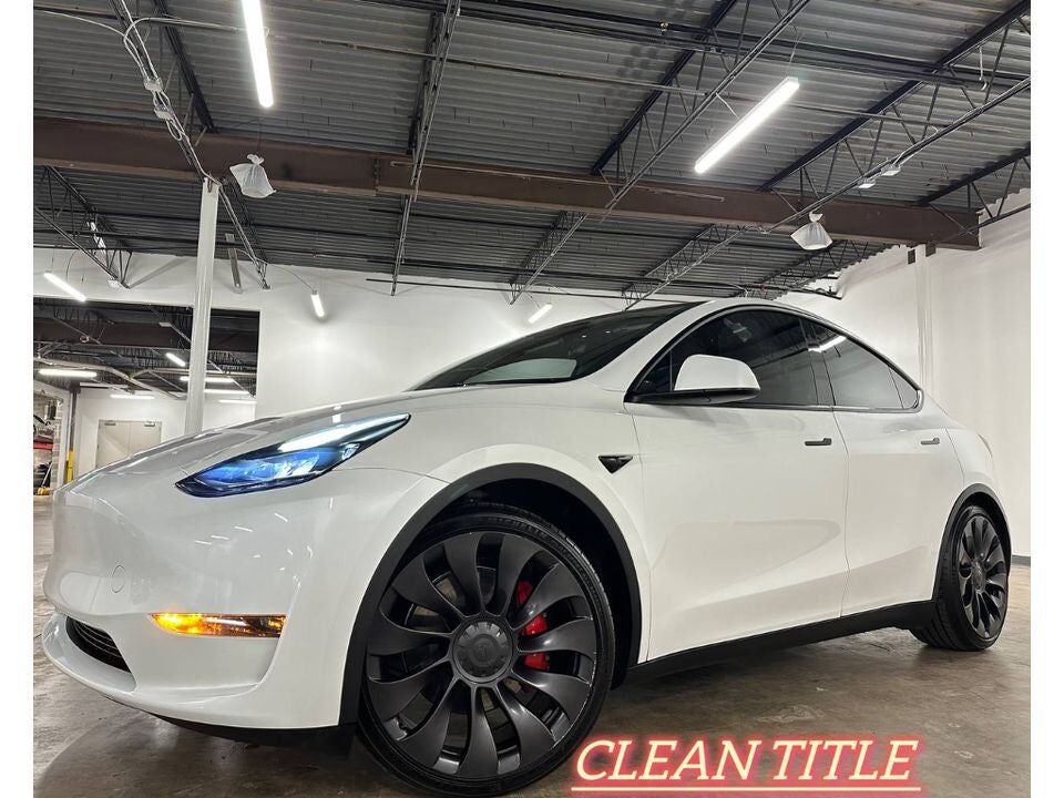 2023 TESLA Model Y