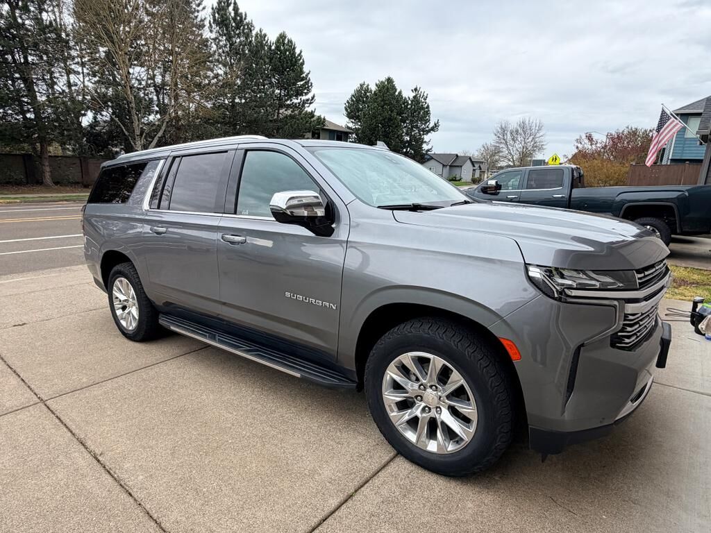 2022 CHEVROLET Suburban