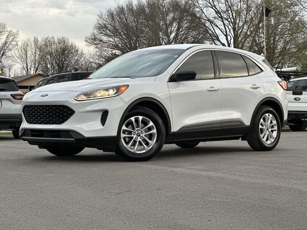 2022 FORD Escape