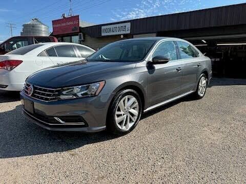 2018 VOLKSWAGEN Passat