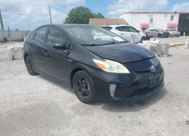2013 TOYOTA PRIUS