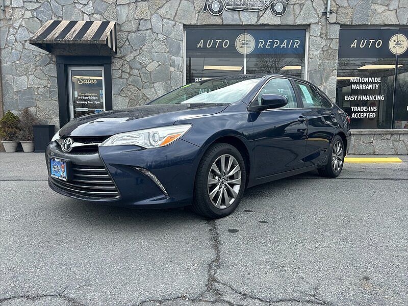2016 TOYOTA Camry
