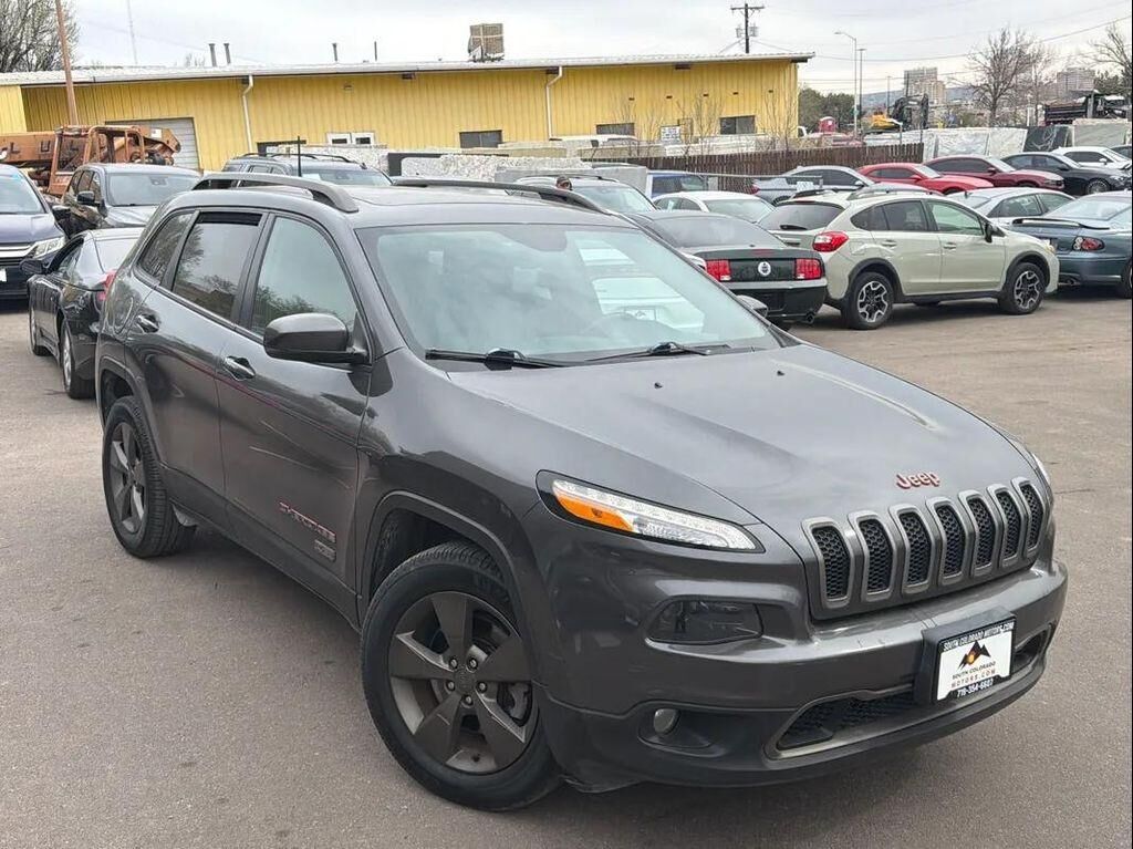 2017 JEEP Cherokee