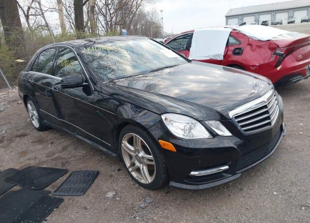 2013 MERCEDES-BENZ E-Class