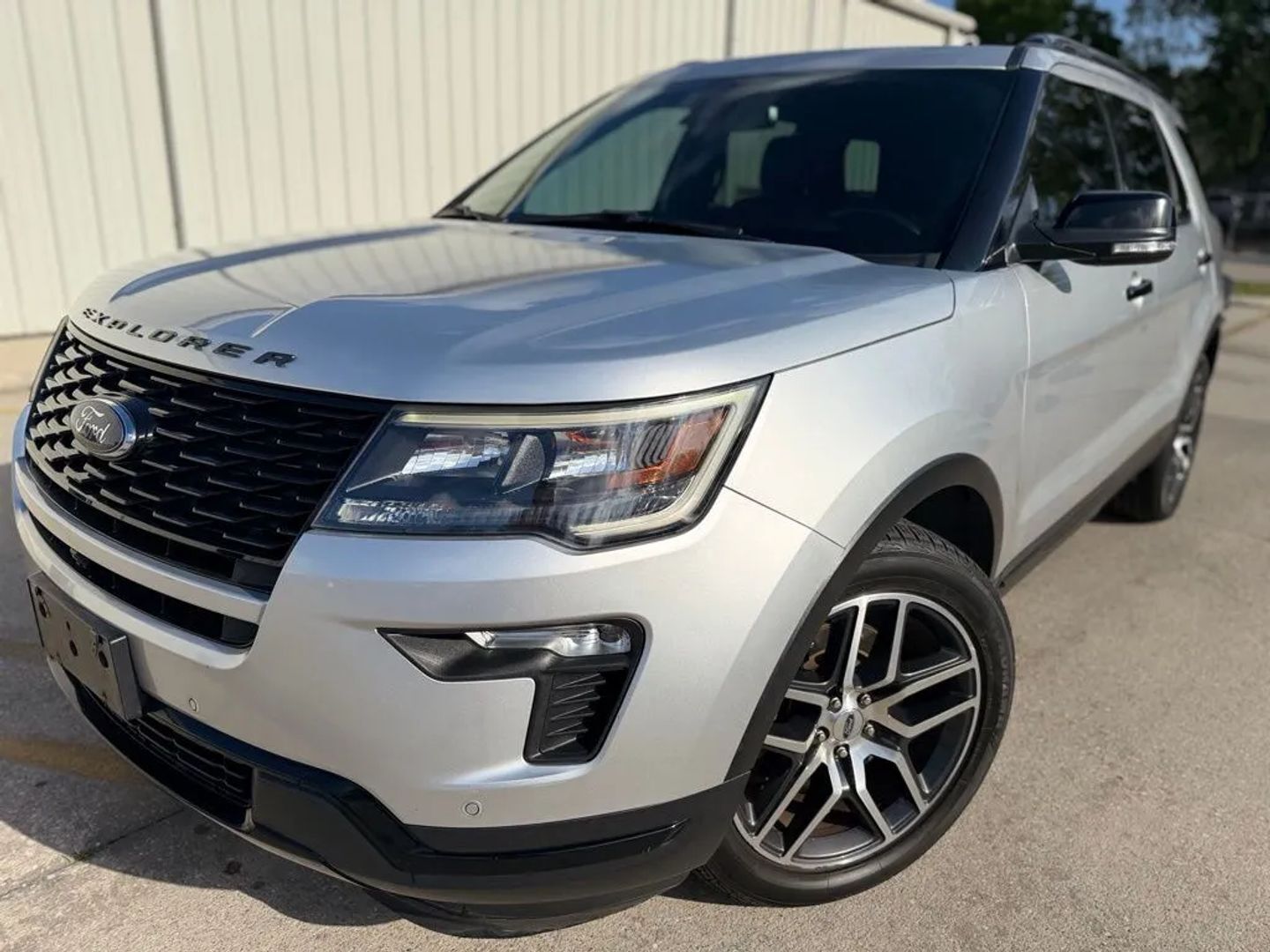 2019 FORD Explorer