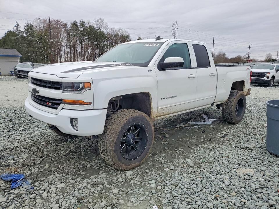 2017 CHEVROLET Silverado