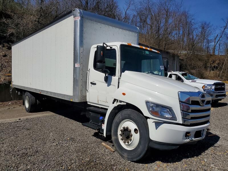 2023 HINO Incomplete Vehicle