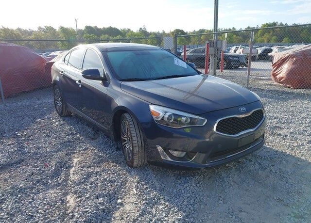 2014 KIA Cadenza