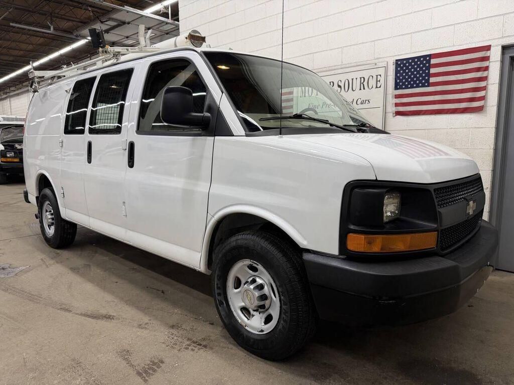 2011 CHEVROLET Express