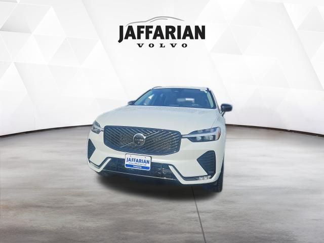 2026 VOLVO XC60