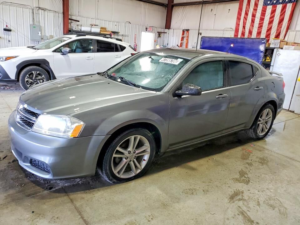 2013 DODGE Avenger