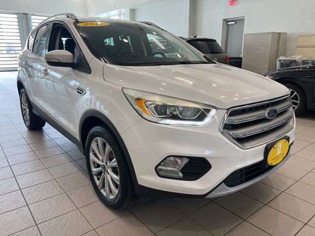 2017 FORD Escape