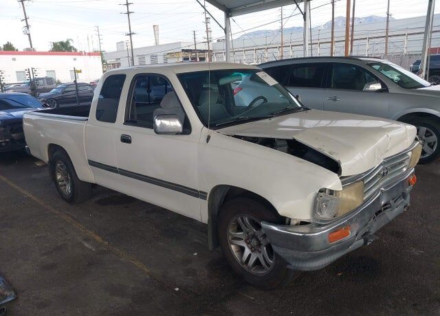 1998 TOYOTA T100