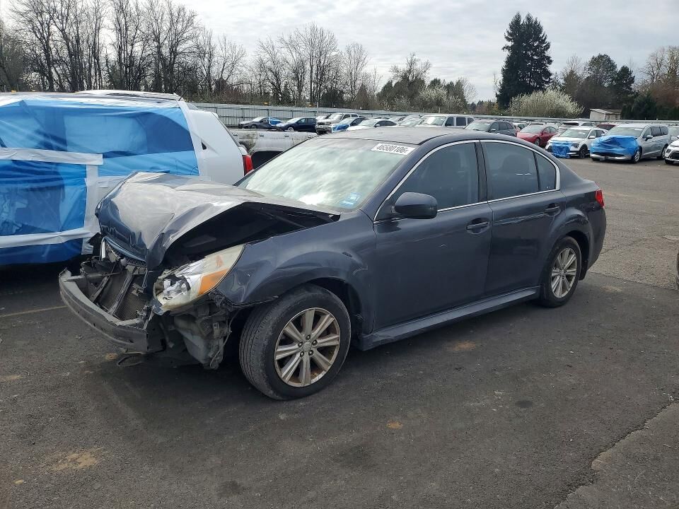 2011 SUBARU Legacy