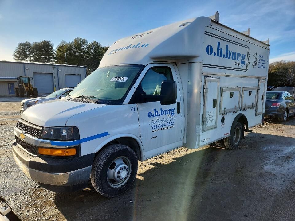 2021 CHEVROLET Express