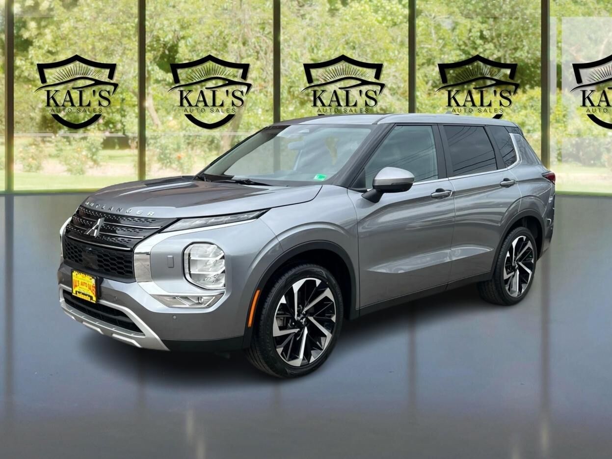 2024 MITSUBISHI Outlander