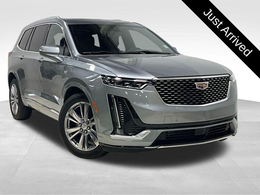 2025 CADILLAC XT6