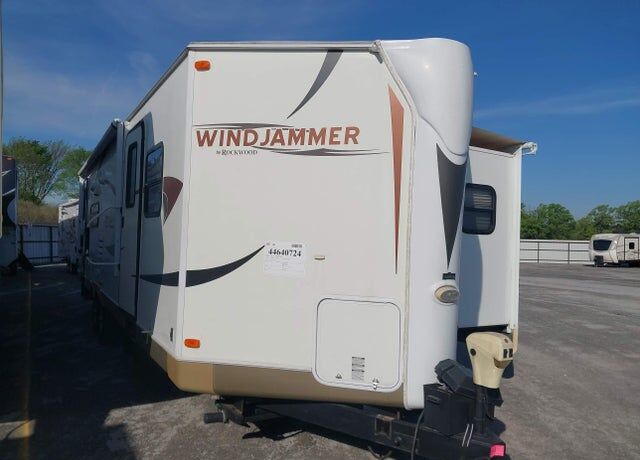 2011 FOREST RIVER Rockwood Lite Weight Trailers