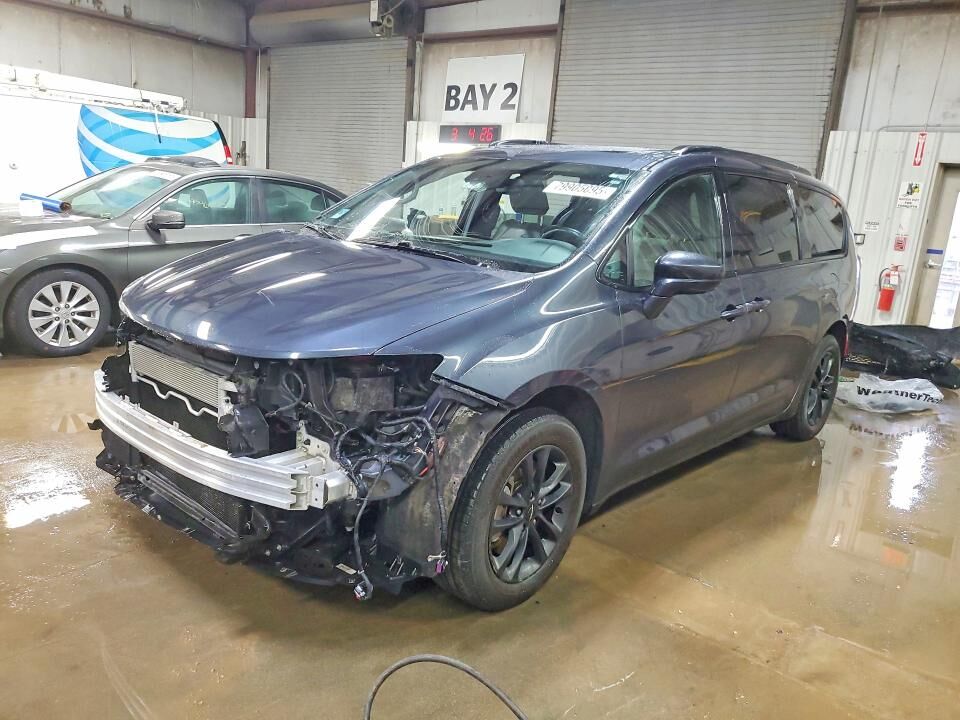 2020 CHRYSLER Pacifica