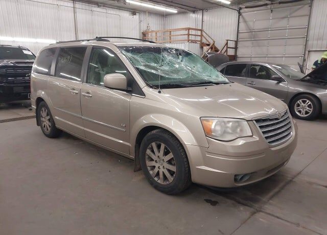 2009 CHRYSLER Town and Country
