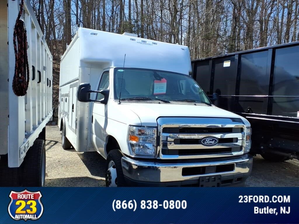 2026 FORD E-450