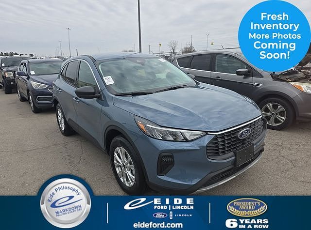 2024 FORD Escape