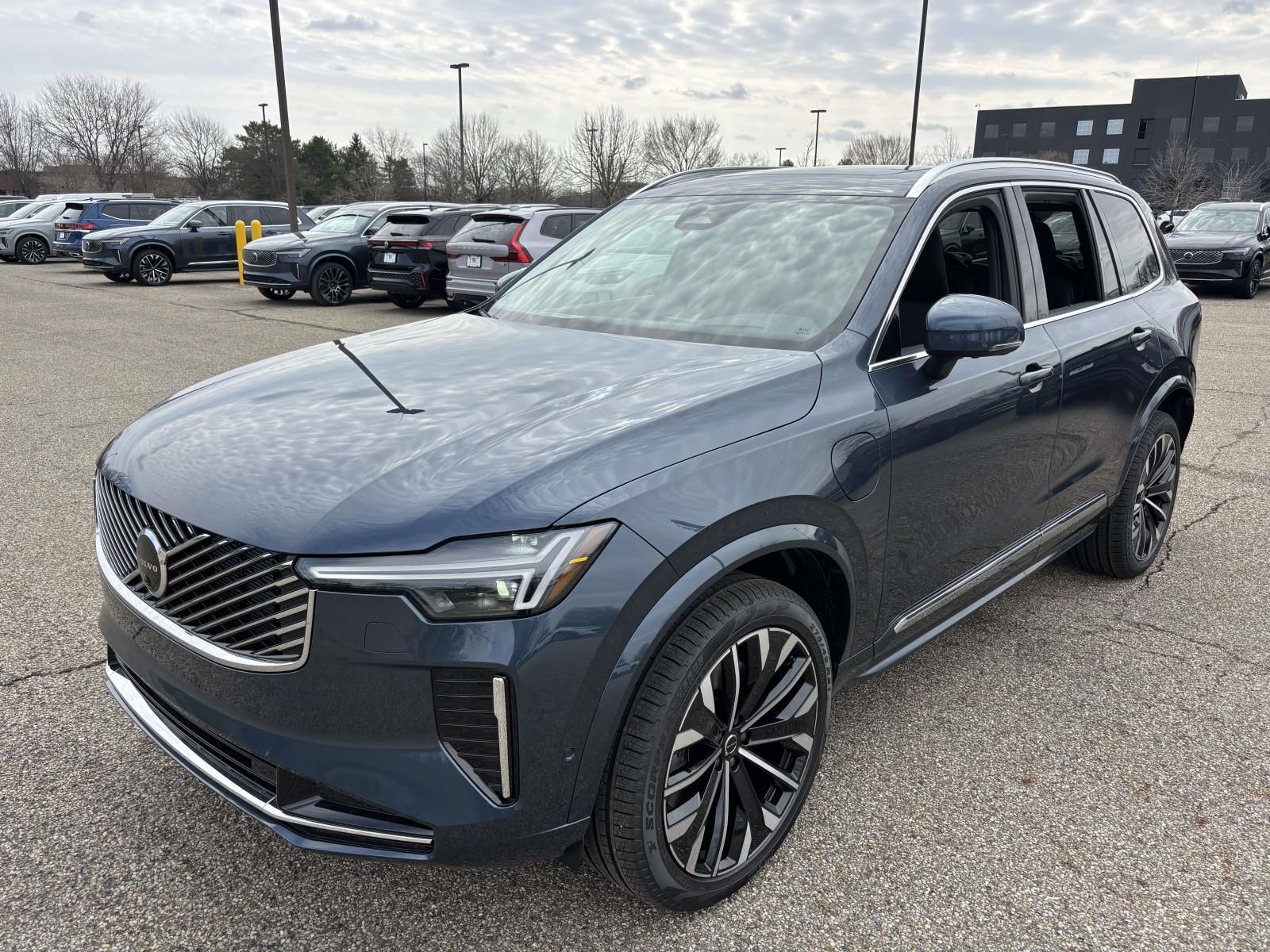 2026 VOLVO XC90