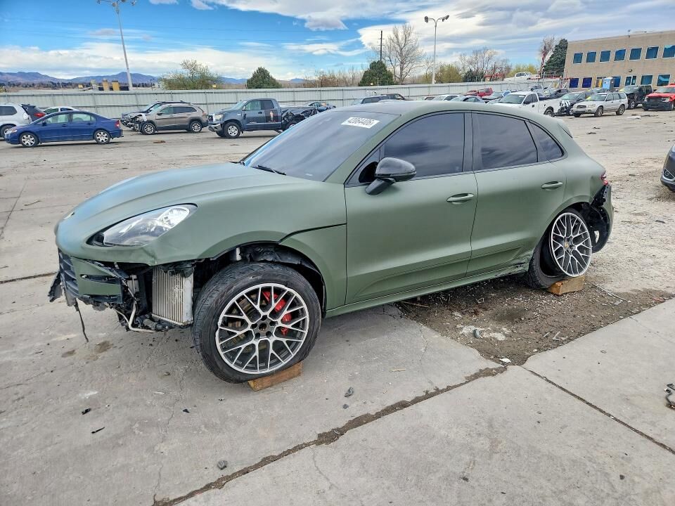 2015 PORSCHE Macan