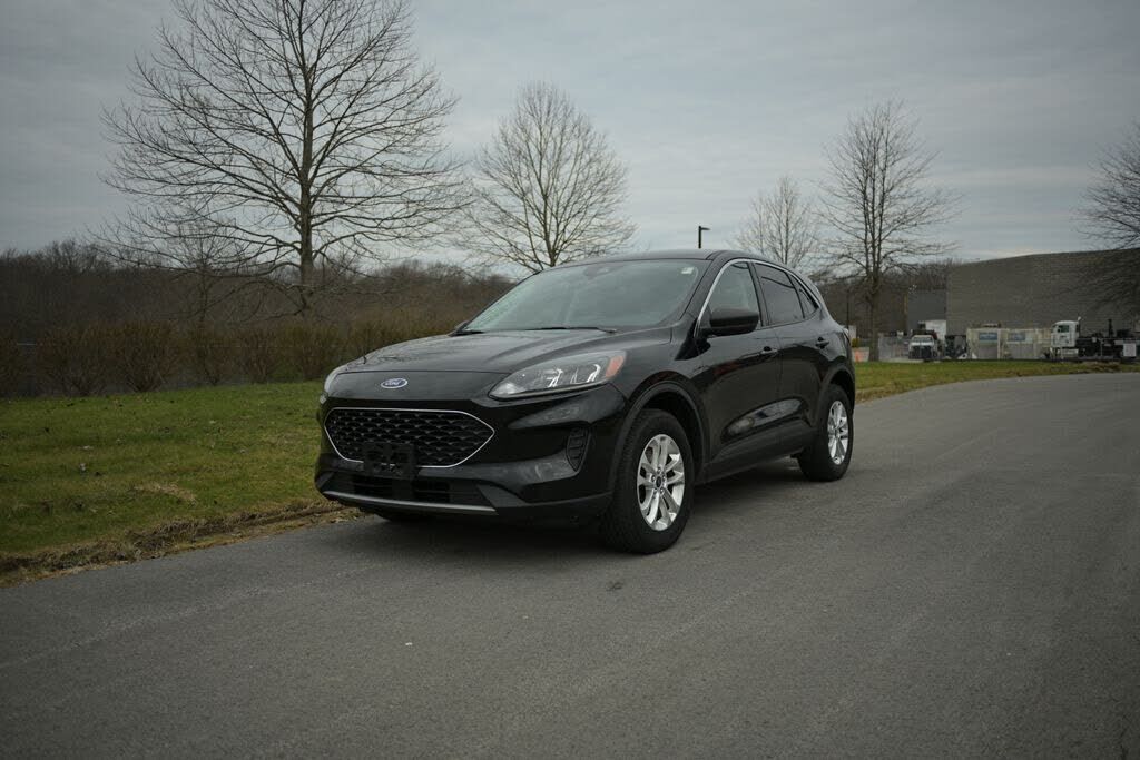 2022 FORD Escape
