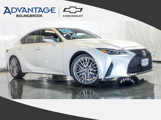 2022 LEXUS IS
