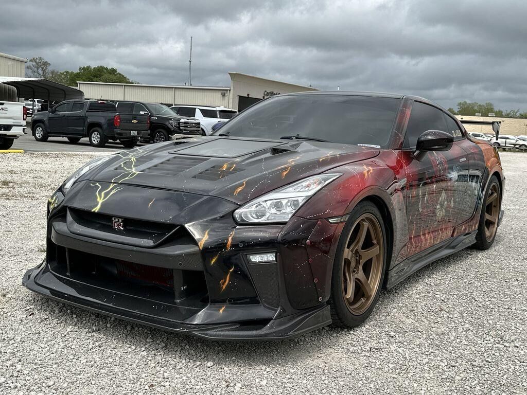 2020 NISSAN GT-R