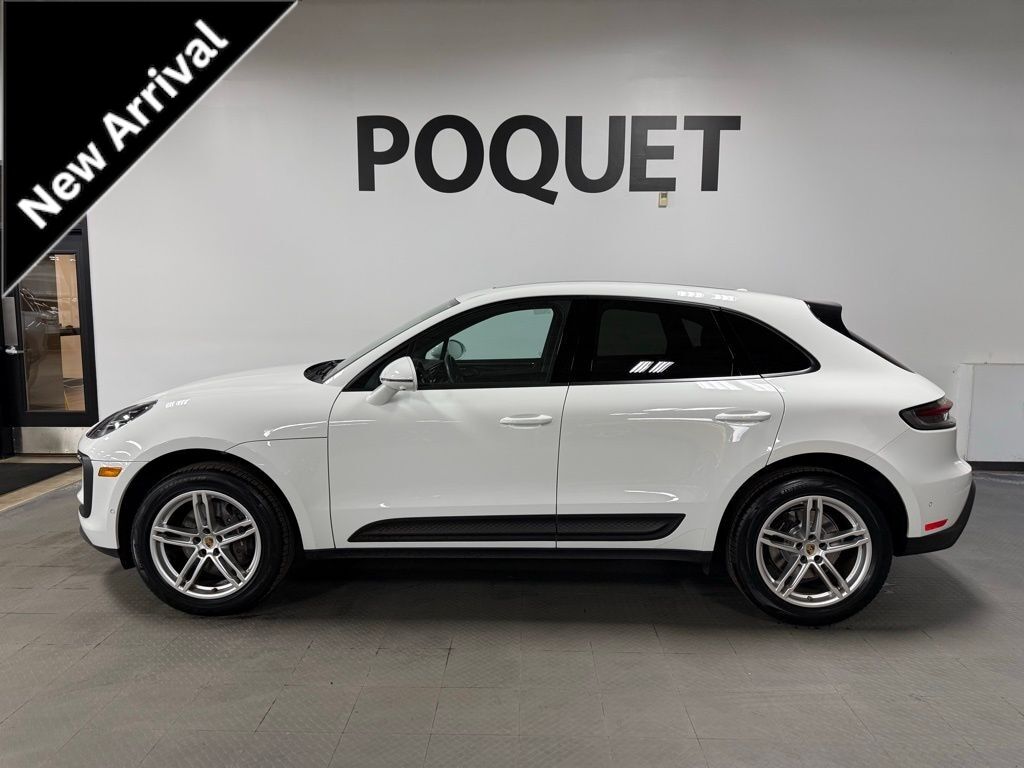 2023 PORSCHE Macan