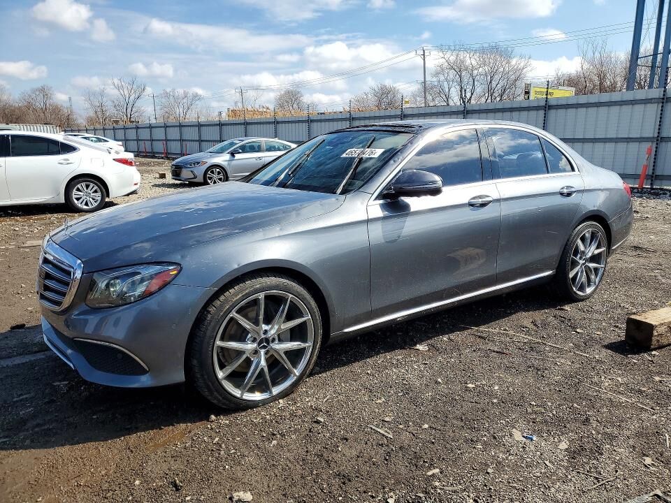 2017 MERCEDES-BENZ E-Class