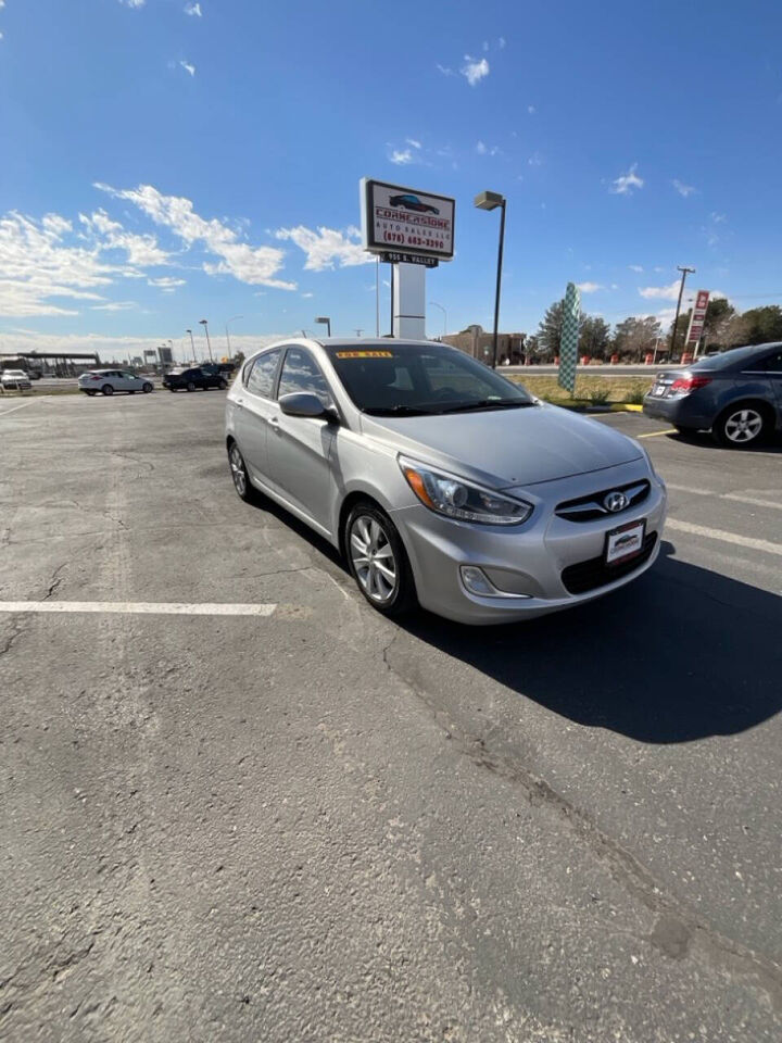 2014 HYUNDAI Accent