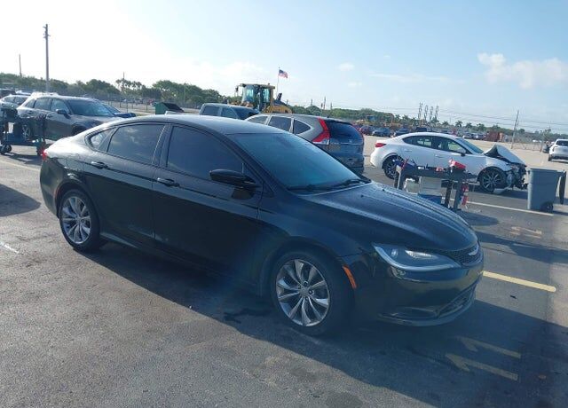 2015 CHRYSLER 200