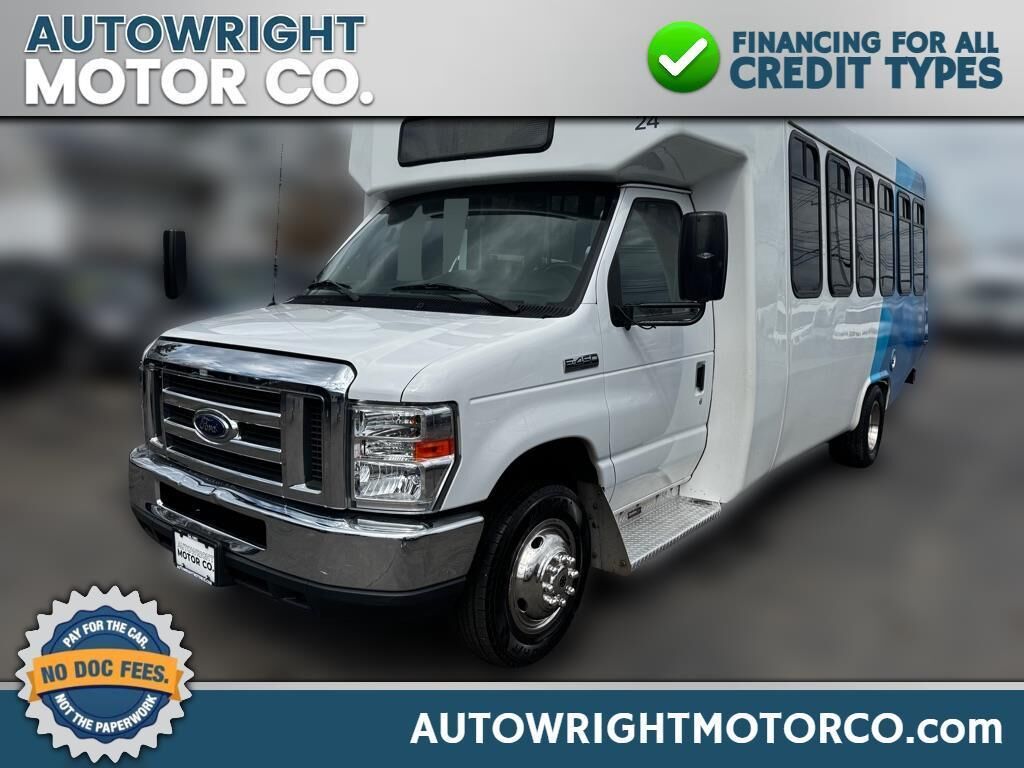 2018 FORD E-450