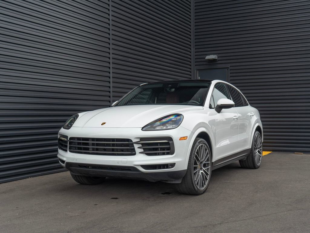2023 PORSCHE Cayenne