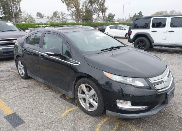 2013 CHEVROLET Volt